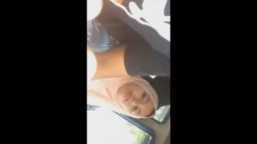 Pasangan Jilbab Indo ML Di Mobil Berlanjut Hotel Viral